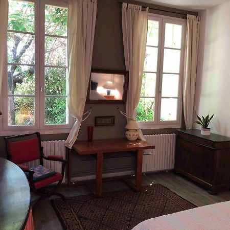 Appartement De Charme Au Coeur De La Vieille Ville Бержерак Экстерьер фото